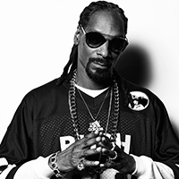 Snoop Dogg пишет книгу